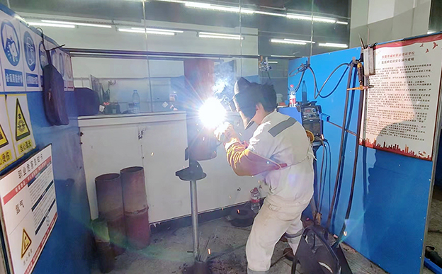 东莞寮步焊工培训考证焊工的职业发展前景如何？